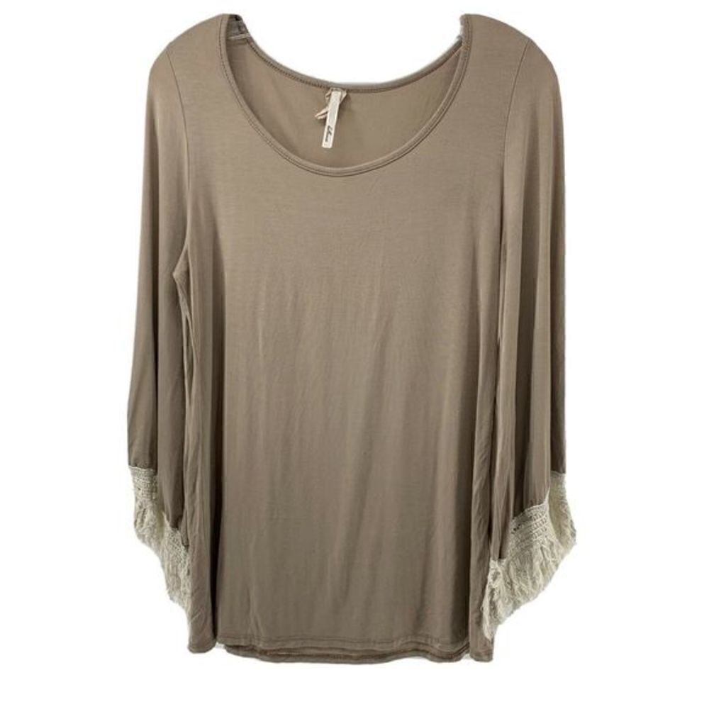 Bellamie Fringe Bell Sleeve Boat Neck Blouse M